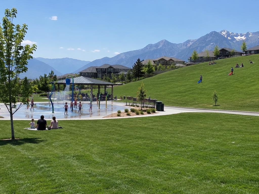 Western Springs neighborhood in Riverton